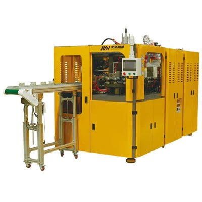 Machine de moulage par soufflage de bouteilles